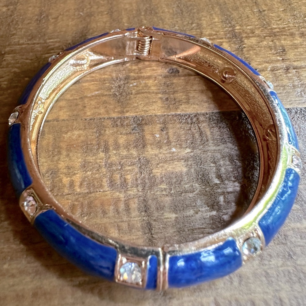 Set of 3 Red, White & Blue Enameled Bangles Hinged Patriotic Clamper Bracelet - Picture 9 of 15